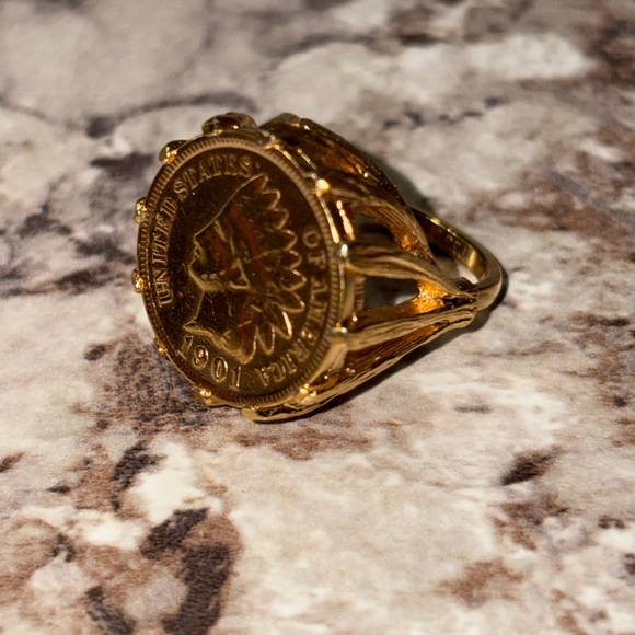 Gold Coin Ring - Picture 1 of 10